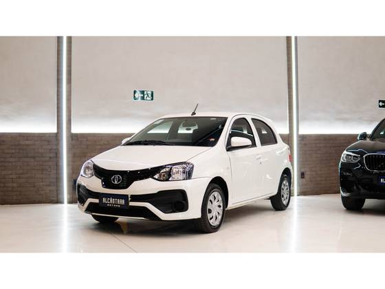 TOYOTA ETIOS 1.3 X 16V FLEX 4P AUTOMÁTICO TOYOTA ETIOS 1.3 X 16V FLEX 4P AUTOMÁTICO